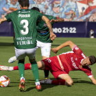 Edgar Hernández durant el partit contra el Villarreal B de la final del 'play-off' d'ascens.