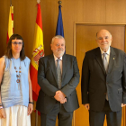 Damián Amorós acompañado de la alcaldesa de Sarral y del subdelegado del Gobierno en Tarragona.