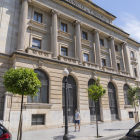 La façana del Banc d'Espanya es conservarà malgrat les reformes a l'interior de l'edifici, que assumirà funcions culturals.