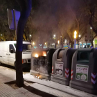 Imatge del contenidor cremanet al carrer Florenci Vives.