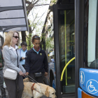 Con el acceso al transporte público, los usuarios ciegos ganan movilidad e independdència.