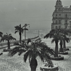 La imatge més comentada a La finestra de l'Arxiu, que correspon al Balcó del Mediterrani nevat el 5 de febrer de 1954.