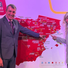 La concejala de Deportes, Maria José López, junto al director general de 'La Vuelta 23', Javier Guillén.
