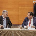 L'alcalde Tarragona, Pau Ricomà, i el conseller d'Interior, Joan Ignasi Elena, durant la reunió de la Junta Local de Seguretat