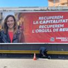 Imatge del cartell a l'estació d'autobusos de Tarragona.