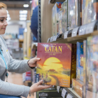 Els jocs de taula i els de cartes són els productes en català més venuts a les botigues de joguines.