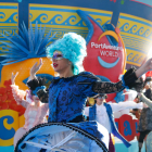 Espectacle d'obertura de la temporada de PortaAventura centrant-se amb carnaval.