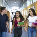 Imatge d'una estudiants en un Institut de Catalunya.