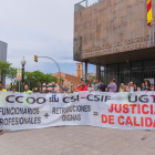 Imagen de la protesta de los funcionarios de justicia en Tarragona.