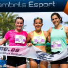 Melodie Riotteau, Katherine Chaplin y Laia Gil en el podio de la Carrera de las Mujeres de Cambrils.