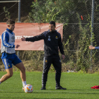 Dani Vidal i Maurizio Pochettino, durant una sessió d'entrenaments aquesta temporada.