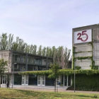 Imatge d'arxiu de l'entrada a la Facultat d'Economia i Empresa de la URV, a Reus.