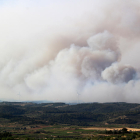 Imatge d'arxiu d'un incendi forestal a les comarques de Tarragona.