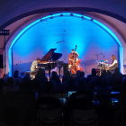 Joan Claver Trio tocant a la Cripta de l'Ermita en una de les actuacions del Jazz & Blues Cambrils 2023.