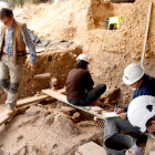 Los trabajos que realizan los arqueólogos del IPHES en el yacimiento del Molí del Salt (Vimbodí).