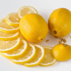 El limón, la fruta clave a la cocina y beneficiosa a la salud