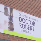 Els tocaments s'haurien produït als vestuaris del Complex Esportiu Doctor Robert del Vendrell.