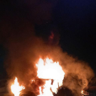 Un vehicle incendiat a Reus aquesta matinada.