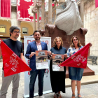 Els dos representants del Banc de Sang, la consellera Cecilia Mangini i l'alcalde, Rubén Viñuales.