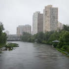 Crecida de río en Pekín por las intensas lluvias del tifón Doksuri.
