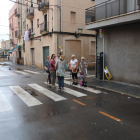 Alguns dels manifestants, al carrer Rebolledo de Tarragona.