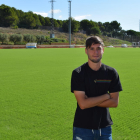 El jugador del Nàstic, Jaume Jardí, a la gespa del Complex Esportiu de Salou, on ha entrenat el conjunt grana durant aquesta setmana.