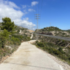 Aquest camí, que es trobava en mal estat, circula pel lateral de l'autopista AP7 i l'autovia A7.