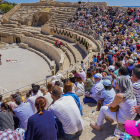 Imagen de archivo de un espectáculo de Tàrraco Viva en el Anfiteatro de Tarragona, con las gradas llenas de público.