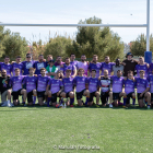 La plantilla al complet del Club Rugby Tarragona després de disputar la jornada al camp de l’Anella Mediterrània.