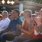 El president espanyol, Pedro Sánchez, acompanyat de la seva esposa, Begoña Gómez, en un míting a Benalmàdena (Málaga).