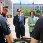 El president de la Generalitat, Salvador Illa, i la consellera d'Interior, Núria Parlon, en la visita al Complex Central de Mossos.