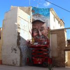 Una de les imatges que decoraran Móra d'Ebre en el marc del festival Grafftech Fest