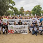 Imatge de l’acte de constitució oficial de la Plataforma Defensa Parc Mas Iglesias