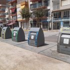 Contenidors soterrats en un carrer de l'Ampolla