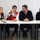 Sánchez i Mazón, al centre de coordinació d'emergències per la dana