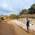 Obres a l'encreuament del camí de la Selva i la riera de l’Abeurada.