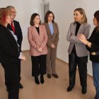 La consellera d'Igualtat i Feminisme, Eva Menor, durant la visita del SIE 24 hores de Tarragona.