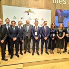 Representants dels municipis que formen la candidatura per declarar les fortificacions Patrimoni Mundial per la UNESCO.