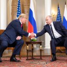 Imatge d'arxiu de Trump i Putin en una reunió.