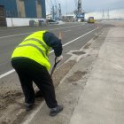 La majoria de sentenciats realitzen tasques de manteniment i neteja al Port.