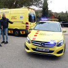 Imatge dels vehicles del SEM que treballen en el sinistre de Pirotècnia Catalana, a Vimbodí i Poblet.