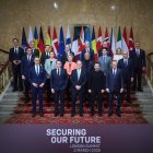 Foto dels líders europeus participants a la cimera de Londres sobre seguretat i Ucraïna