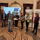 Moment d’entrega de la recaptació de l’última edició a les entitats beneficiàries.