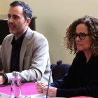 La consellera de Cultura, Sònia Hernández, i l'alcalde de Tortosa, Jordi Jordan, durant la reunió.