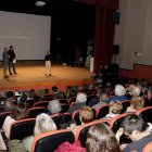 Moment previ a la projecció del documental 'El vincle', sobre l'origen i importància del 5 de 9 amb folre de la Colla Jove Xiquets de Tarragona