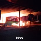 Els bombers treballant en l'incendi de l'Arboç.