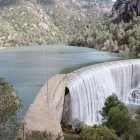 Imatge del pantà de Margalef (Priorat), aquest dimecres, sobreeixint