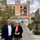 Joan Carles Gavaldà i Teresa Pallarès a l’avinguda del Carrilet.