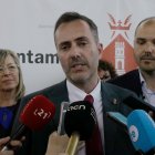 L'alcalde de Tortosa, Jordi Jordan, durant l'atenció a mitjans d'aquest dijous
