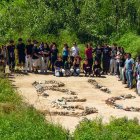 L’obra efímera ‘Risc’, realitzada pels alumnes a la llera del Francolí